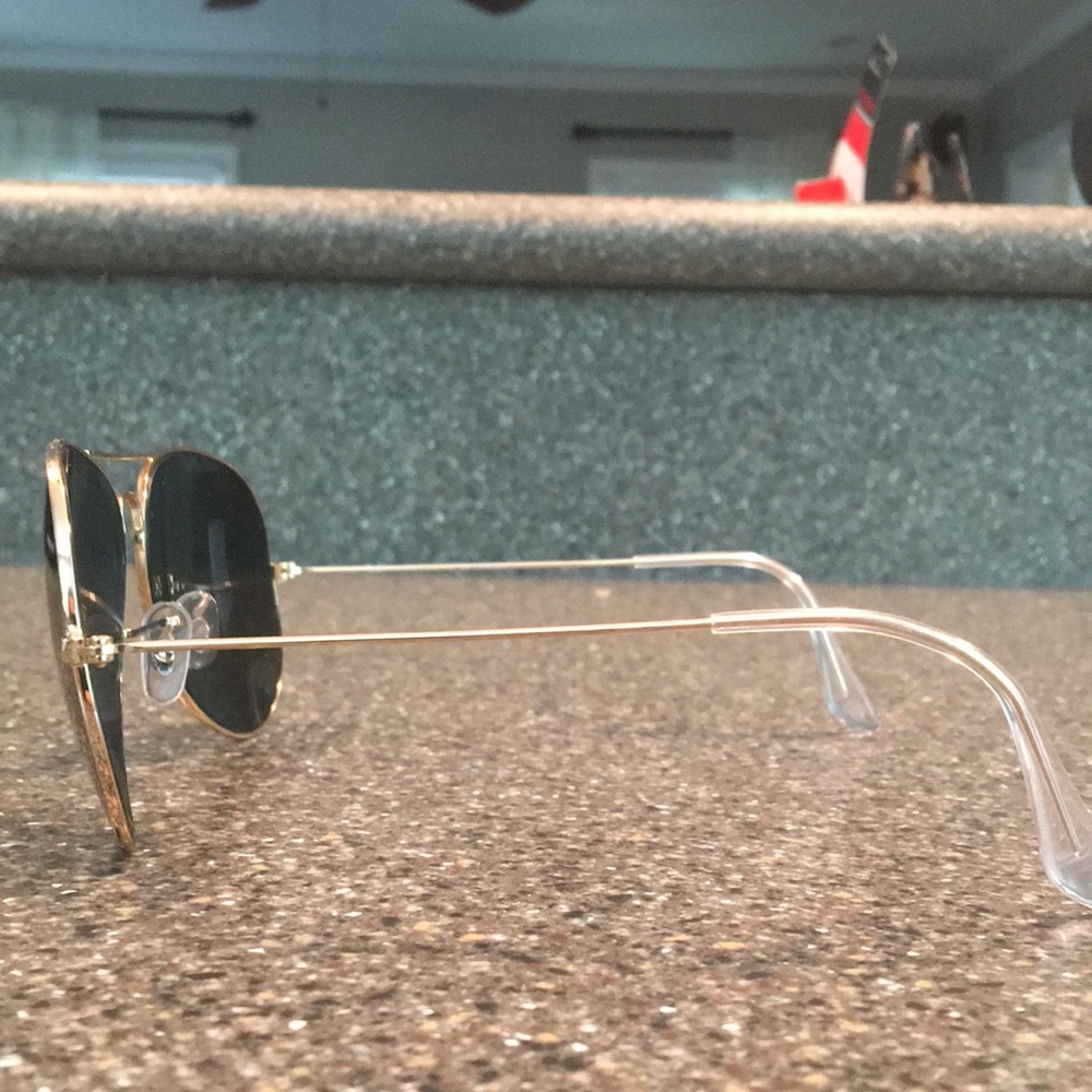 Ray-Ban Aviators - Picture 4 of 4